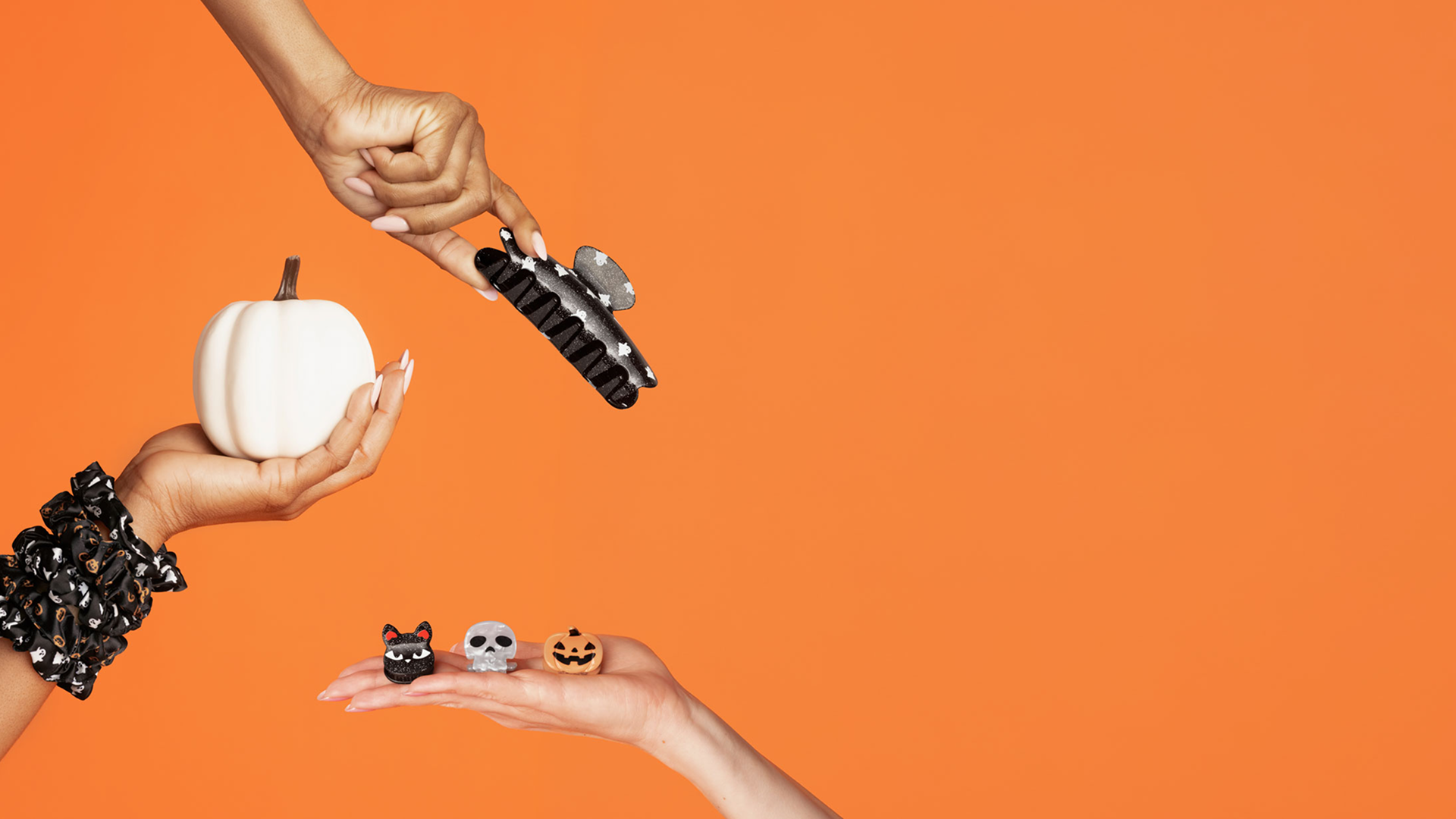 Kitsch promotional banner